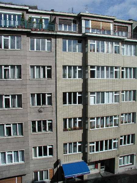 NATIONAL THEATRE II APARTMENTS