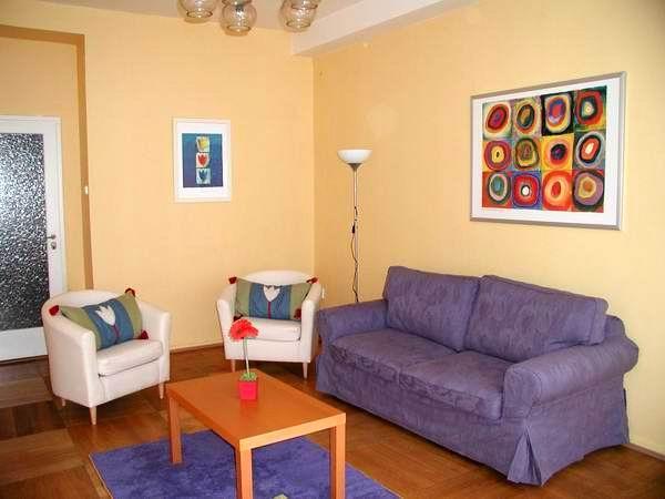 NATIONAL THEATRE II APARTMENTS