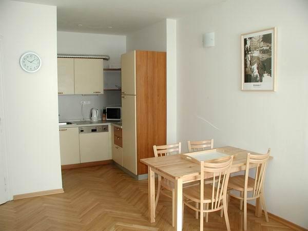 RESIDENCE TRUHLARSKA