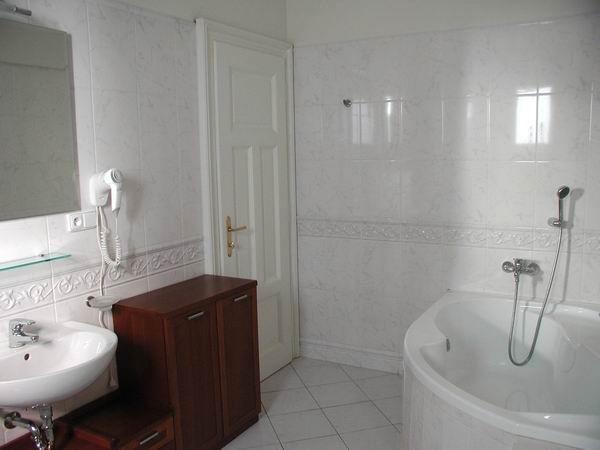 RESIDENCE TRUHLARSKA