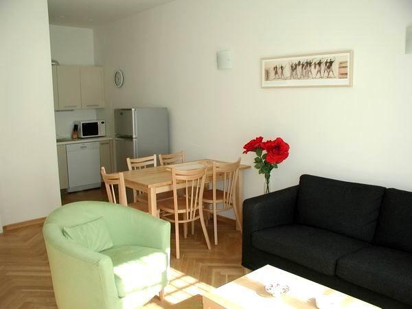 RESIDENCE TRUHLARSKA