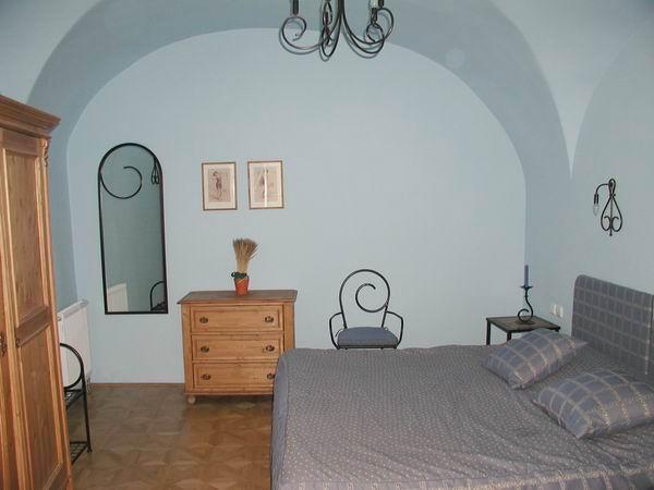 RESIDENCE HUSOVA