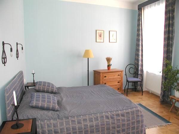 RESIDENCE HUSOVA