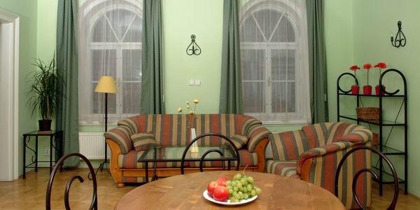 RESIDENCE HUSOVA