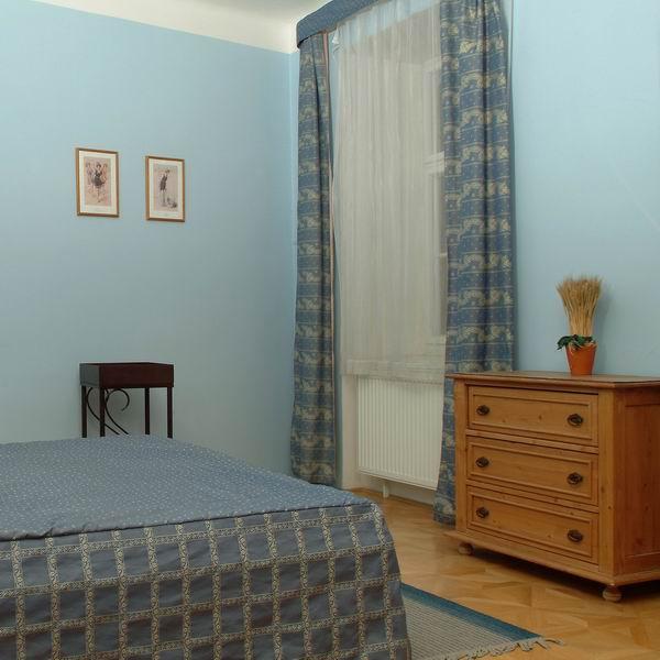 RESIDENCE HUSOVA