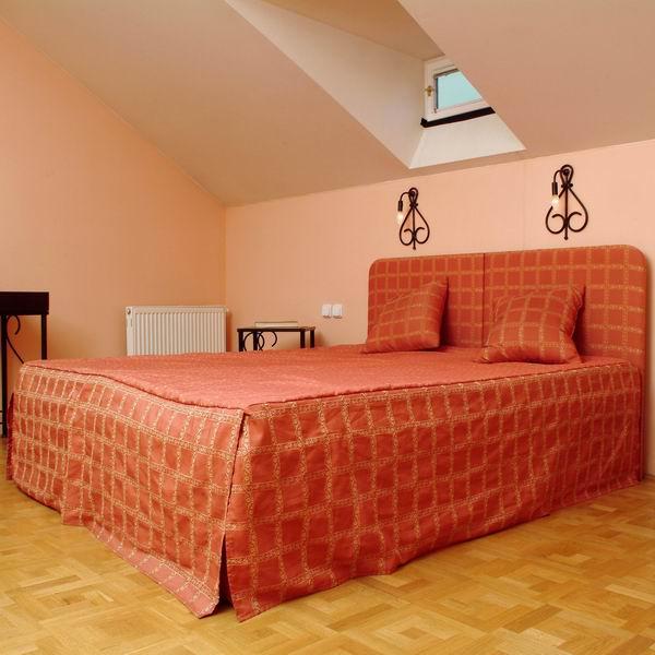 RESIDENCE HUSOVA