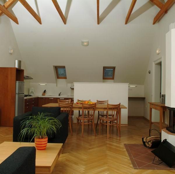 RESIDENCE TRUHLARSKA