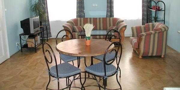 RESIDENCE HUSOVA