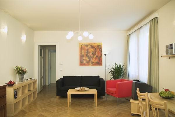 RESIDENCE TRUHLARSKA