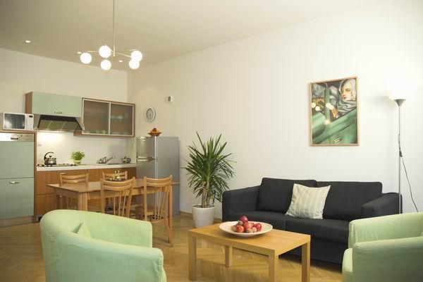 RESIDENCE TRUHLARSKA