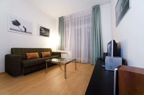 NATIONAL THEATRE  APARTMENTS