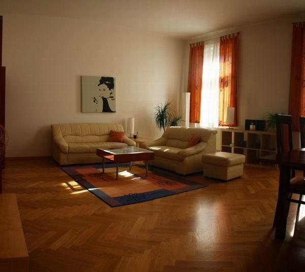 BILKOVA 11 APARTMENTS