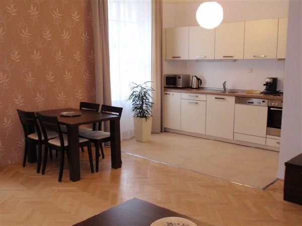 RESIDENCE OSTROVNI