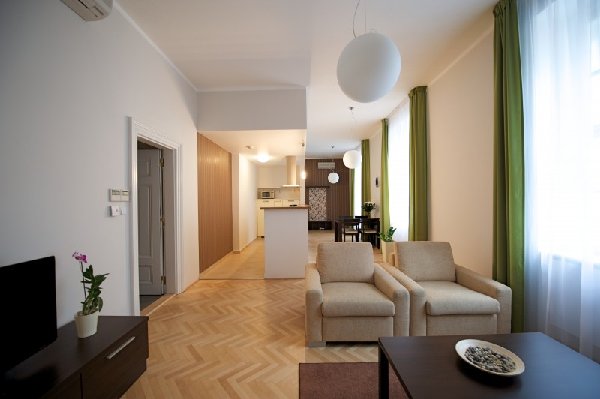 RESIDENCE OSTROVNI