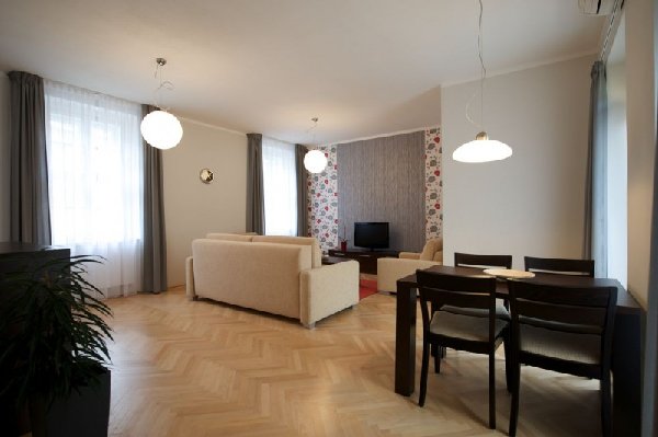 RESIDENCE OSTROVNI