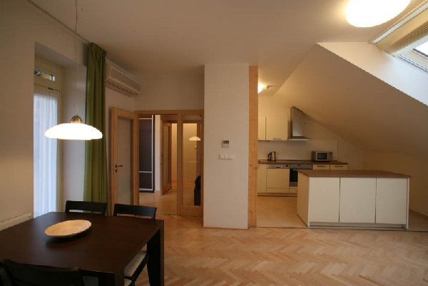 RESIDENCE OSTROVNI