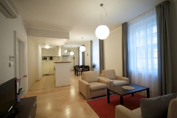 RESIDENCE OSTROVNI
