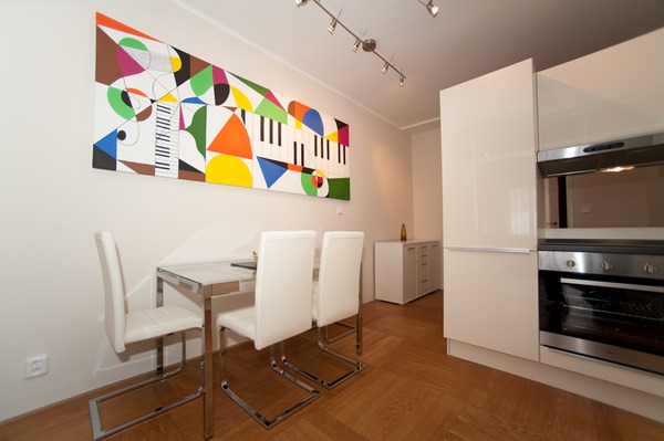 NATIONAL THEATRE II APARTMENTS