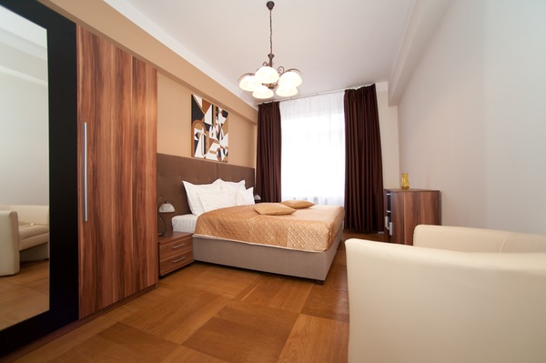 NATIONAL THEATRE II APARTMENTS