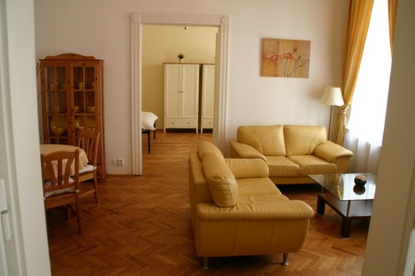 BILKOVA 16 APARTMENTS