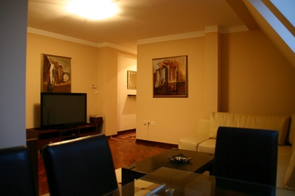 BILKOVA 16 APARTMENTS