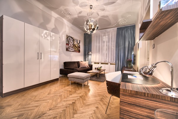 RESIDENCE BREHOVA