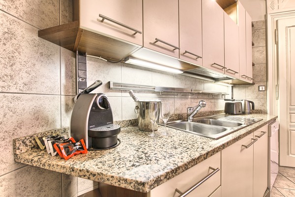 RESIDENCE BREHOVA