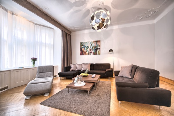 RESIDENCE BREHOVA